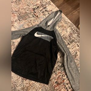 Nike Pullover
